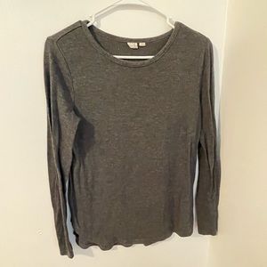 Long sleeve dark gray shirt